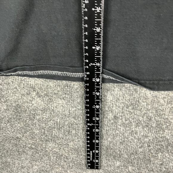 Champion T-Shirt Mens Size XL Black Crewneck Short Sleeve Logo Casual Basic - Picture 4 of 8